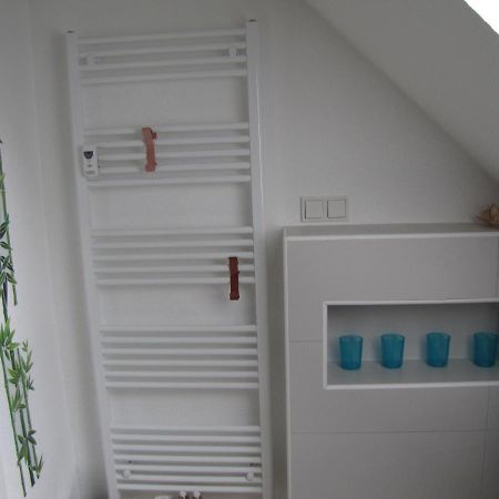 Moeblierte Dachgeschosswohnung In Ruhiger Lage Zu Vermieten Βέτσλαρ Εξωτερικό φωτογραφία