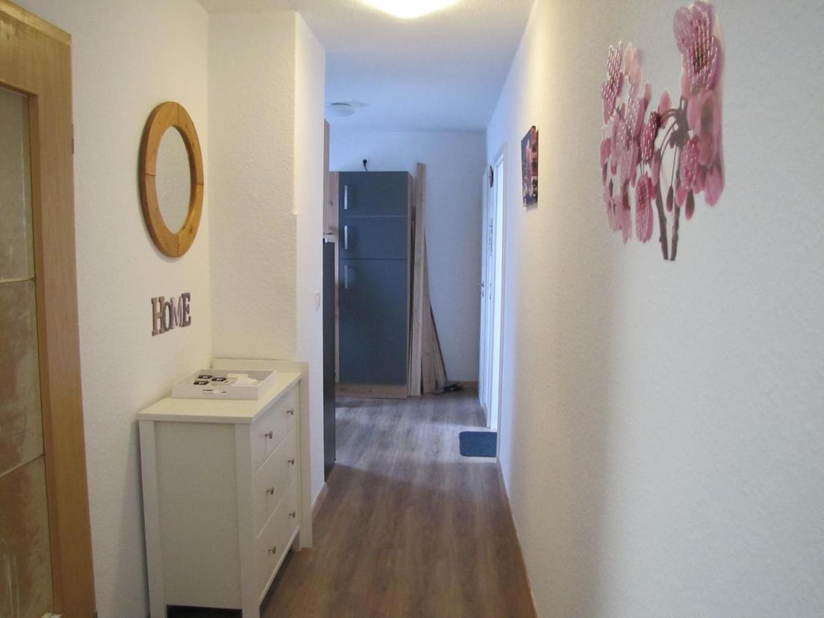 Moeblierte Dachgeschosswohnung In Ruhiger Lage Zu Vermieten Βέτσλαρ Εξωτερικό φωτογραφία